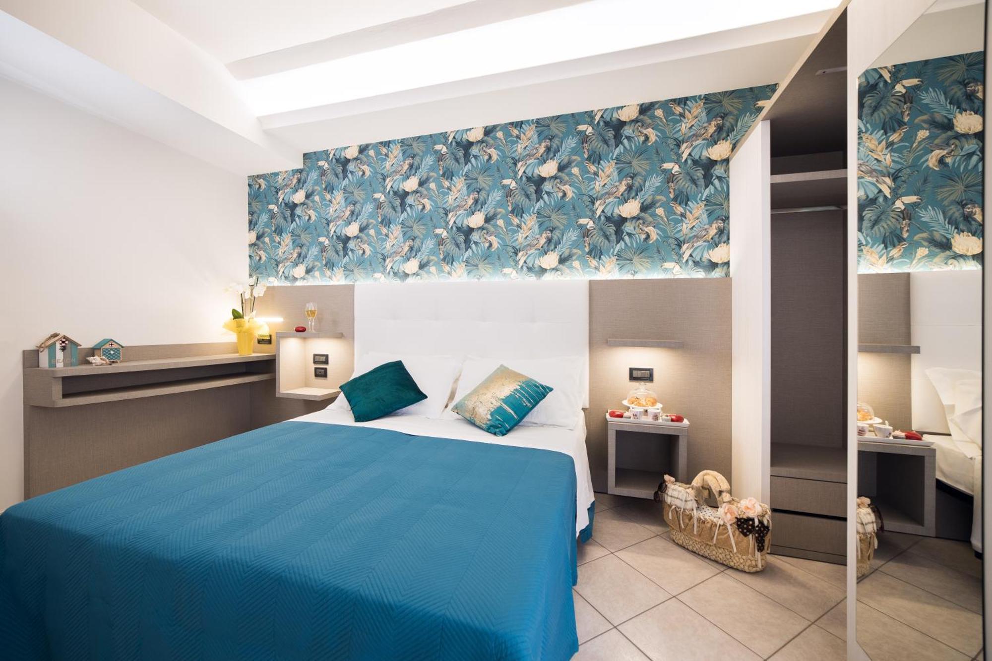 Viva Beach Hotel Rimini Exterior photo