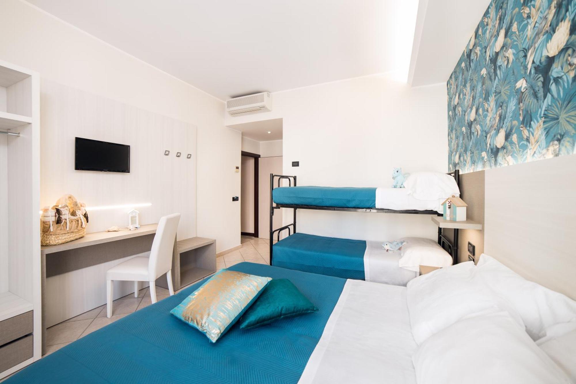 Viva Beach Hotel Rimini Exterior photo